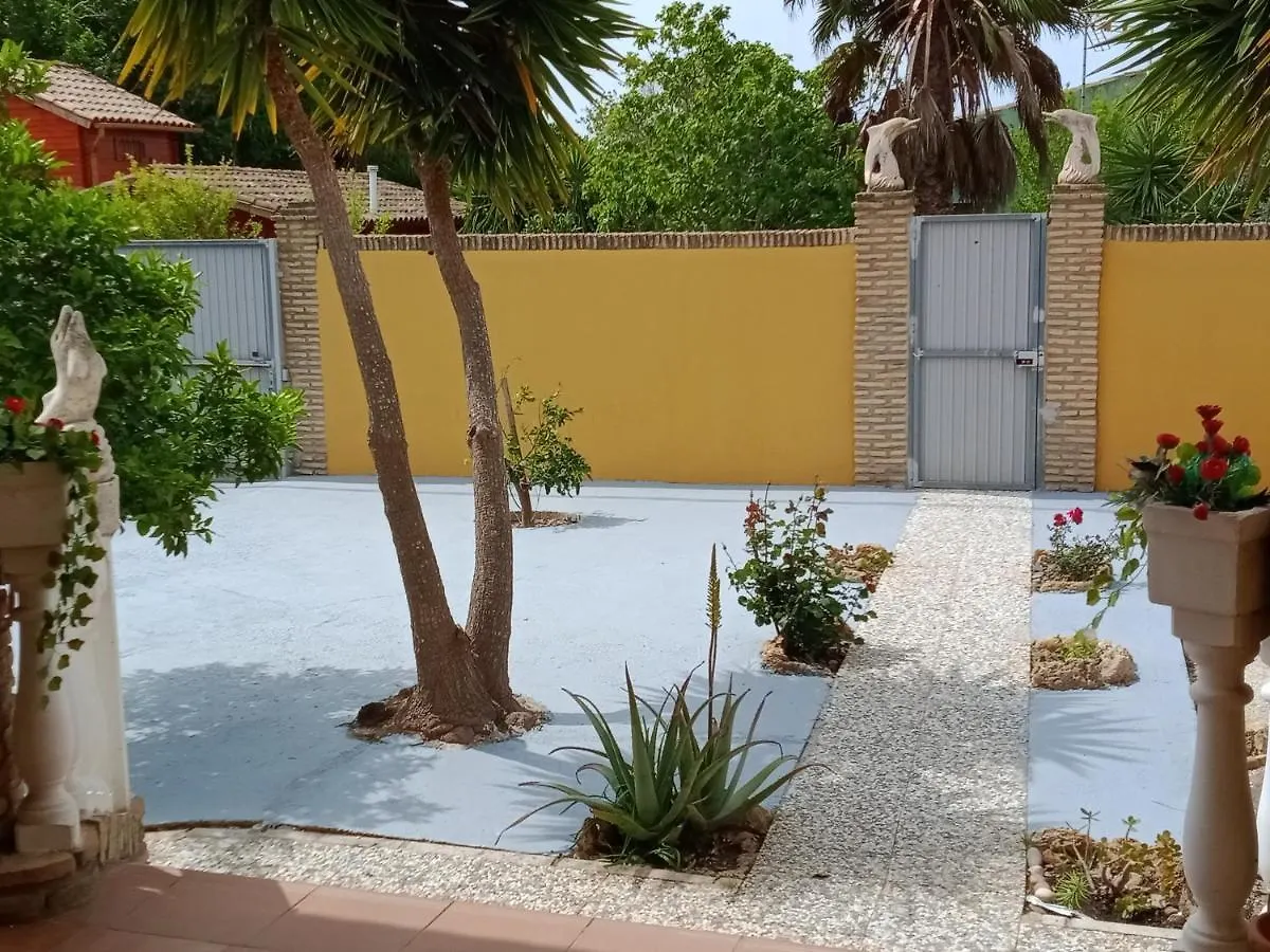 Los Delfines Chiclana de la Frontera 0*,